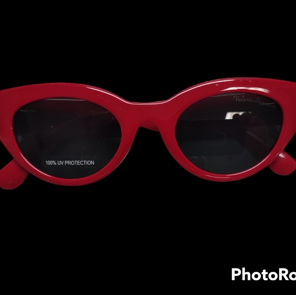 Designer Cat Eye Sunglasses - Picture 2 of 12